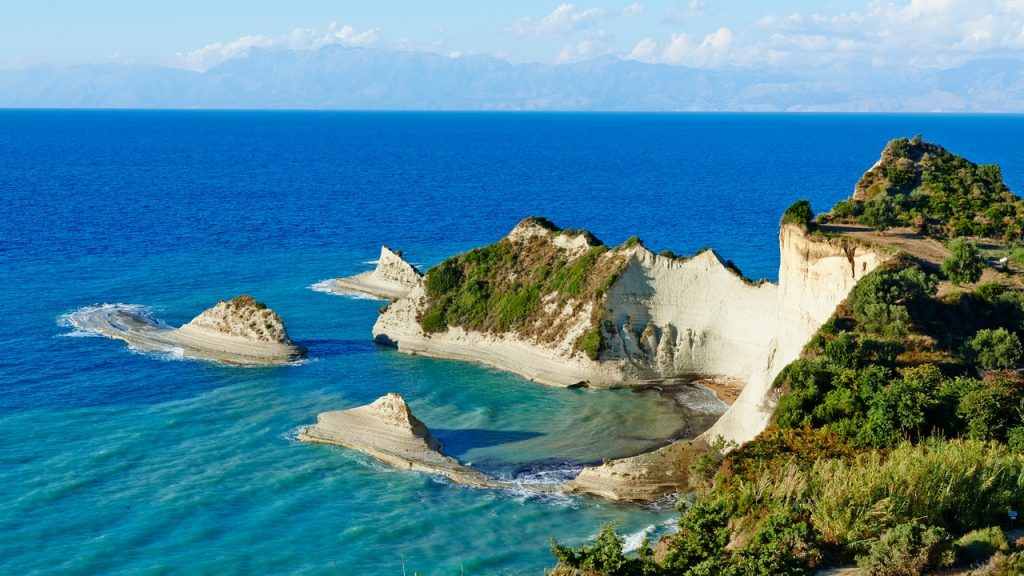 6 plaje ieftine si incredibile de vizitat in intreaga lume - Bogzilla